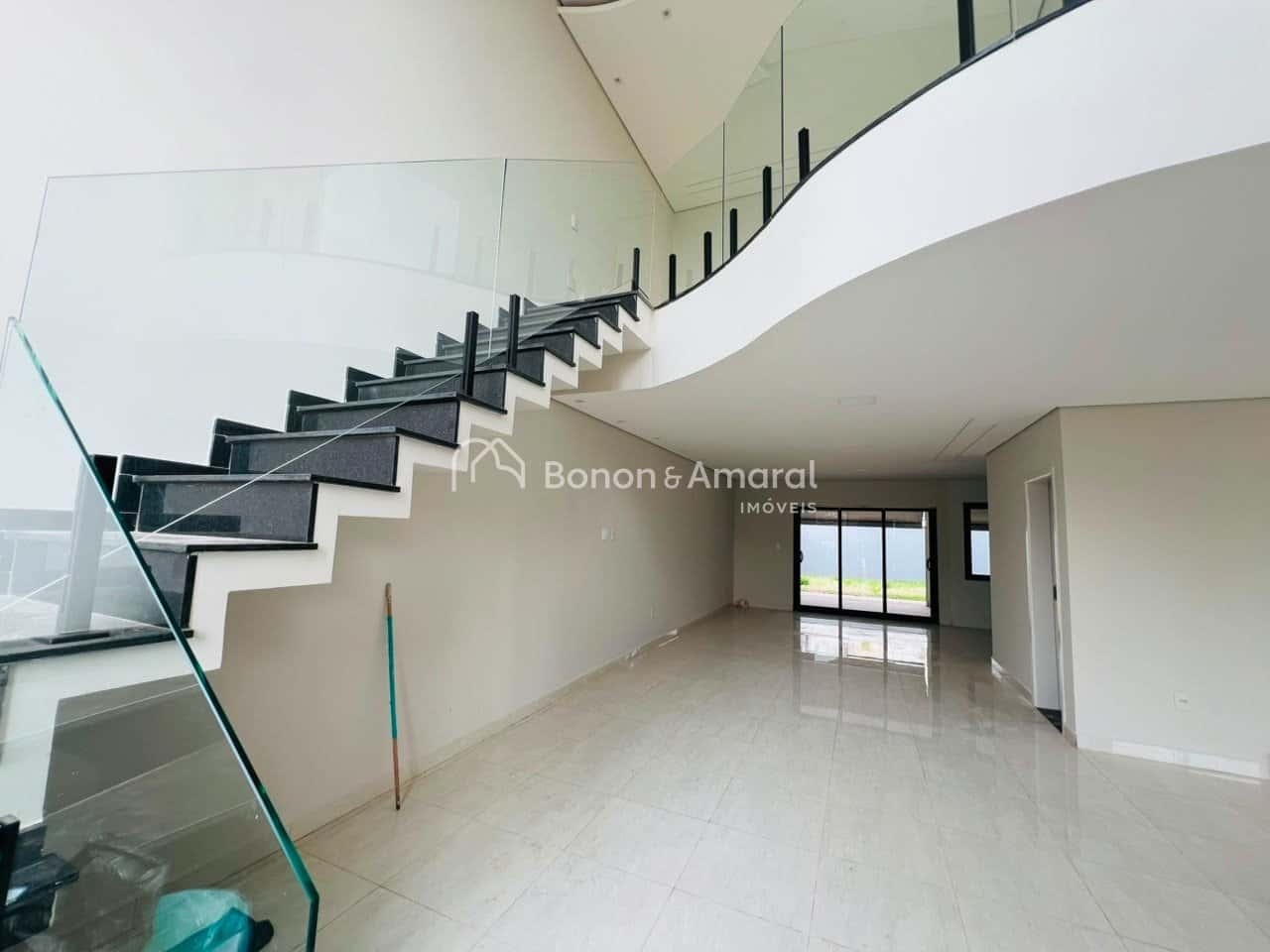 Casa em Condomínio à Venda - Parque Brasil 500, Paulínia/ SP — foto principal