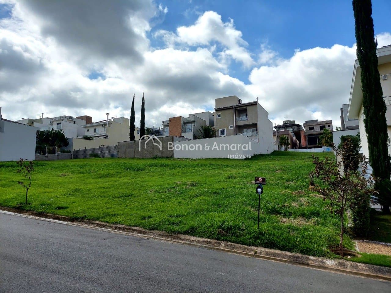 Terreno à Venda - Swiss Park em Campinas / SP