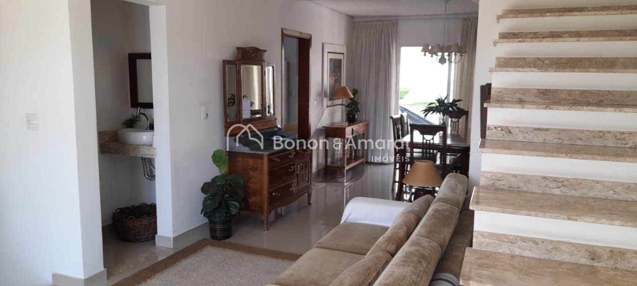 Casa em Condomínio à Venda no Condomínio Residencial Terras Do Oriente em Valinhos / SP