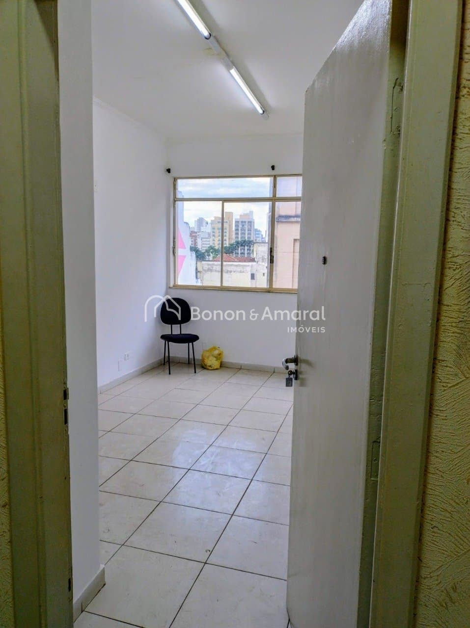 Salas/Conjuntos à Venda - Centro em Campinas / SP