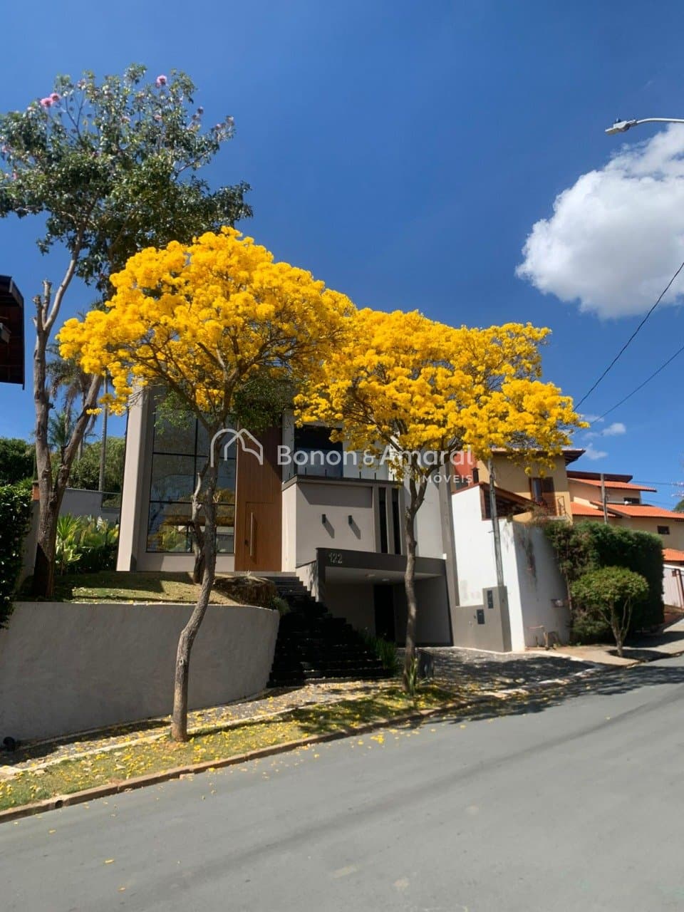 Casa em Condomínio à Venda no Sousas em Campinas / SP