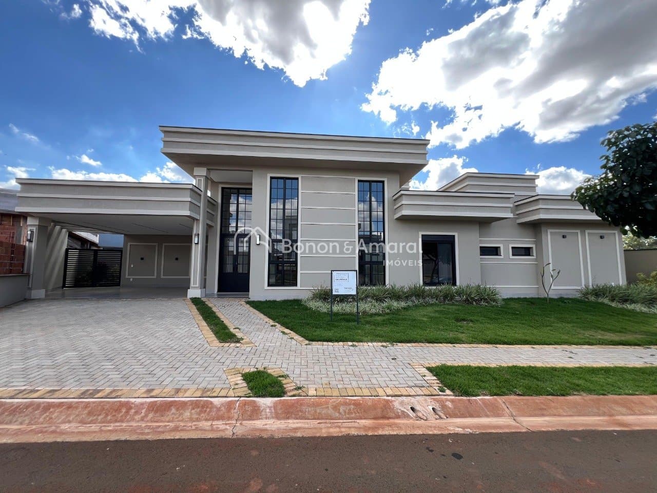 Casa em Condomínio à Venda - Parque Brasil 500 em Paulínia / SP