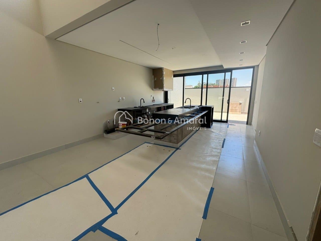 Casa em Condomínio à Venda no Jardim Ypê em Paulínia / SP