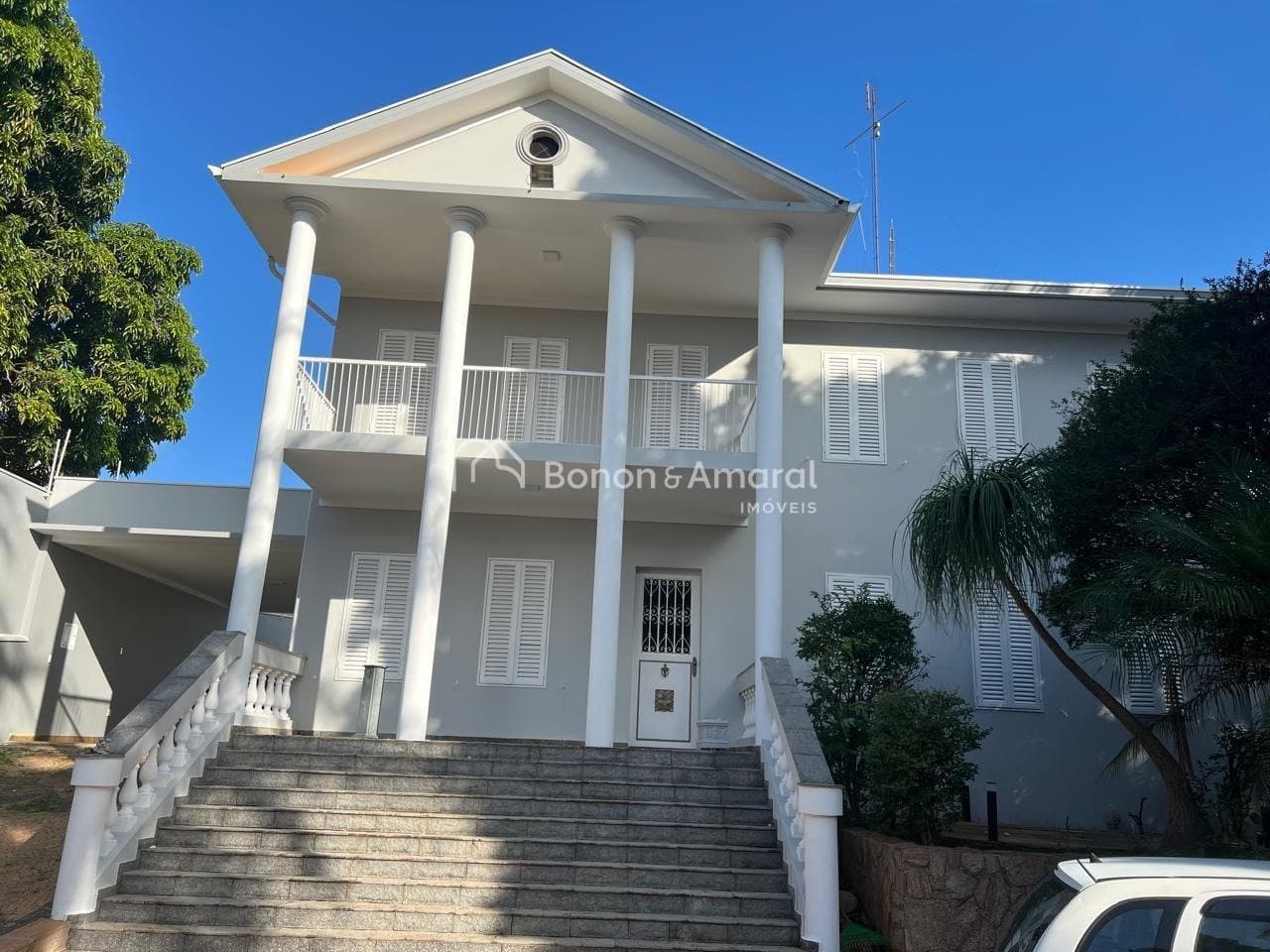 Casa à Venda - Chácara Primavera em Campinas / SP