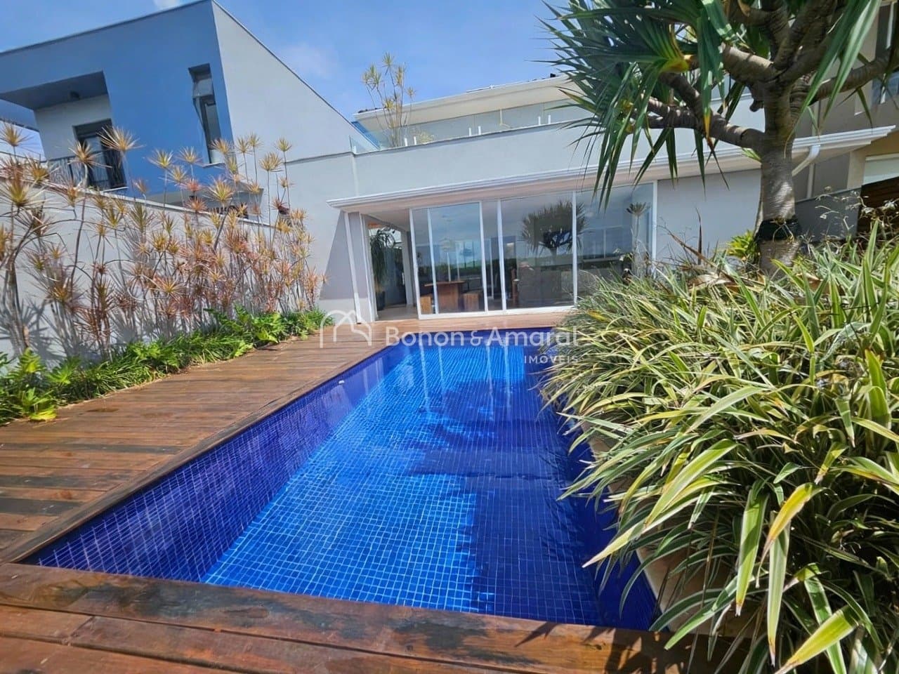 Casa em Condomínio à Venda no Jardim Jurema em Valinhos / SP