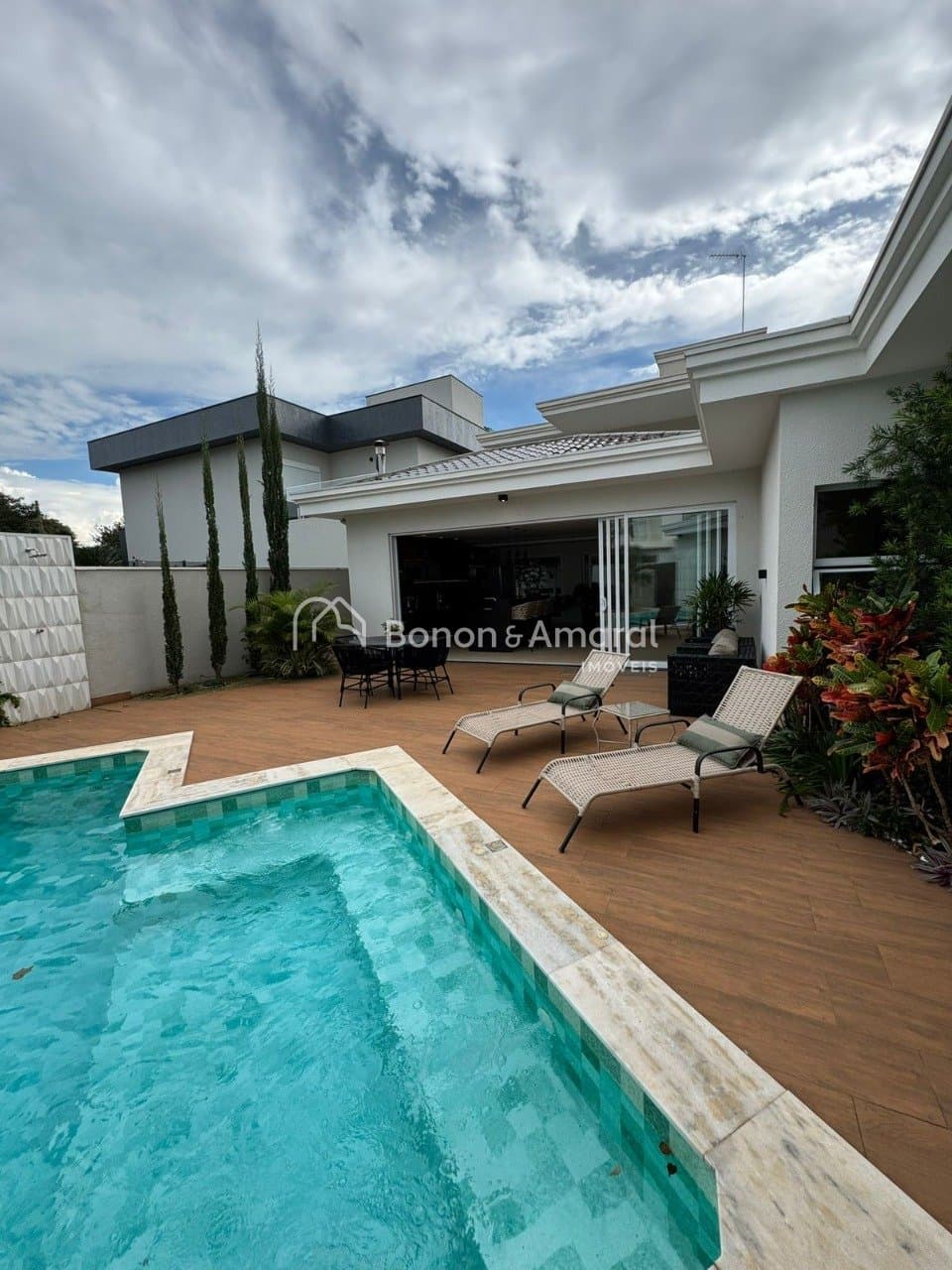 Casa em Condomínio para Alugar no Parque Brasil 500 em Paulínia / SP