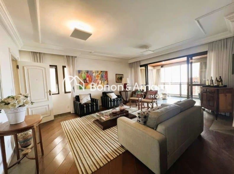 Apartamento à Venda - Cambuí em Campinas / SP