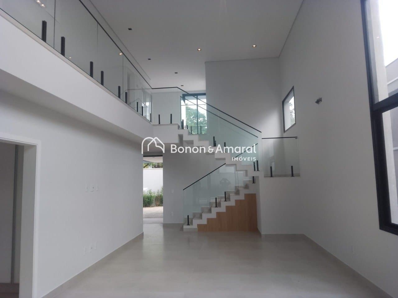 Casa em Condomínio à Venda - Bairro das Palmeiras em Campinas / SP