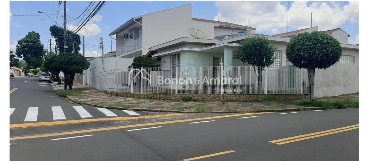 Casa à Venda - Jardim Nossa Senhora Auxiliadora em Campinas / SP