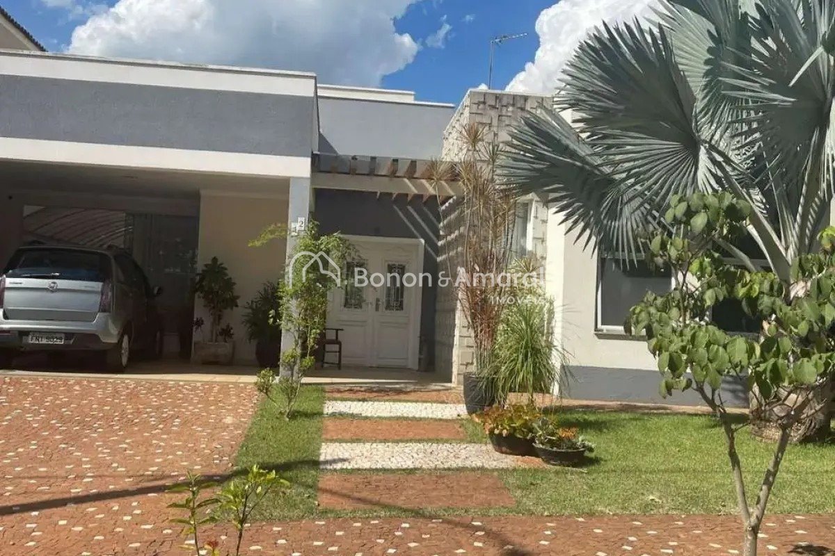 Casa em Condomínio à Venda no Parque Brasil 500 em Paulínia / SP