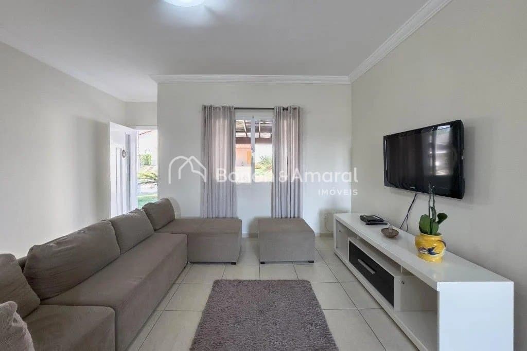 Casa em Condomínio para Alugar - Jardim São Pedro em Valinhos / SP