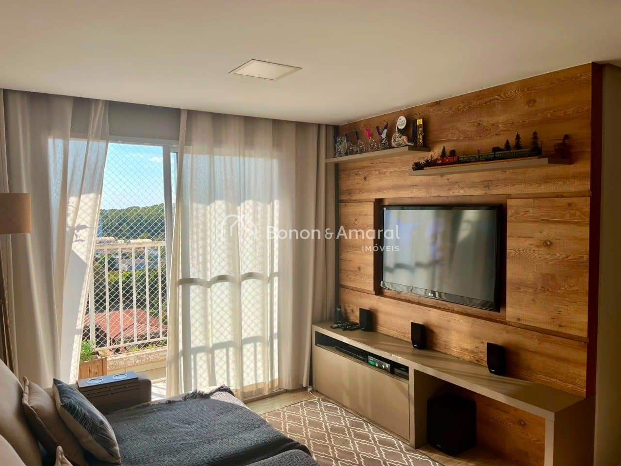 Apartamento à Venda - Santa Terezinha em Paulínia / SP