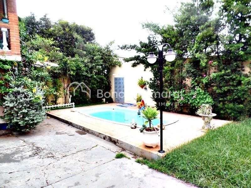 Casa à Venda no Jardim Santana em Campinas / SP