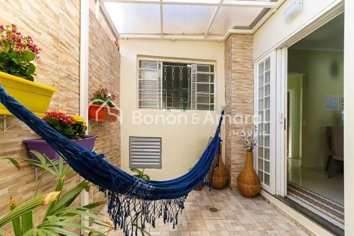 Casa à Venda - Chácara da Barra em Campinas / SP