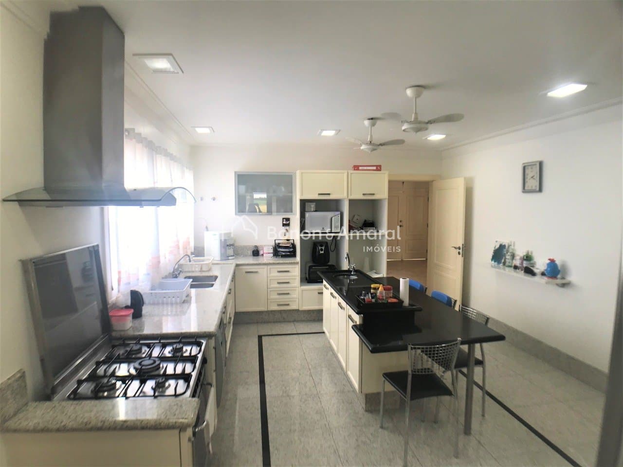 Casa em Condomínio à Venda - Loteamento Caminhos de San Conrado em Campinas / SP
