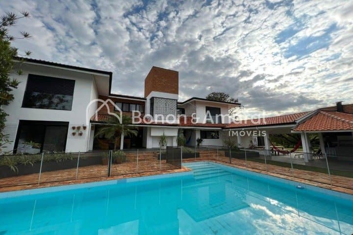 Casa em Condomínio à Venda no Barão Geraldo em Campinas / SP