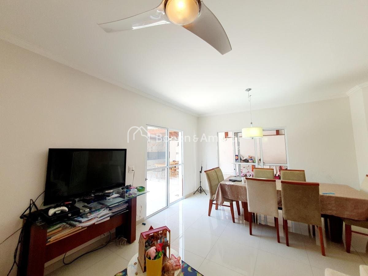 Casa em Condomínio à Venda - Residencial Terras do Barão em Campinas / SP