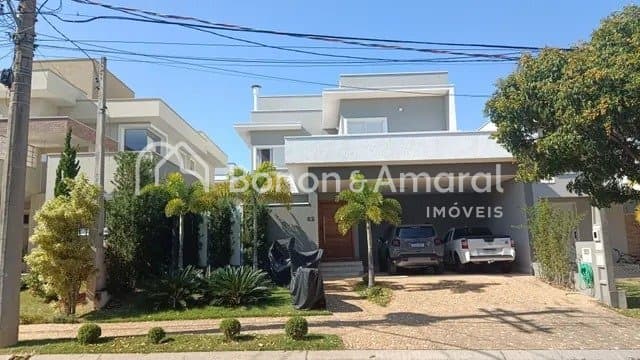 Casa em Condomínio à Venda no Swiss Park em Campinas / SP