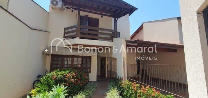 Casa à Venda - Parque das Flores em Campinas / SP