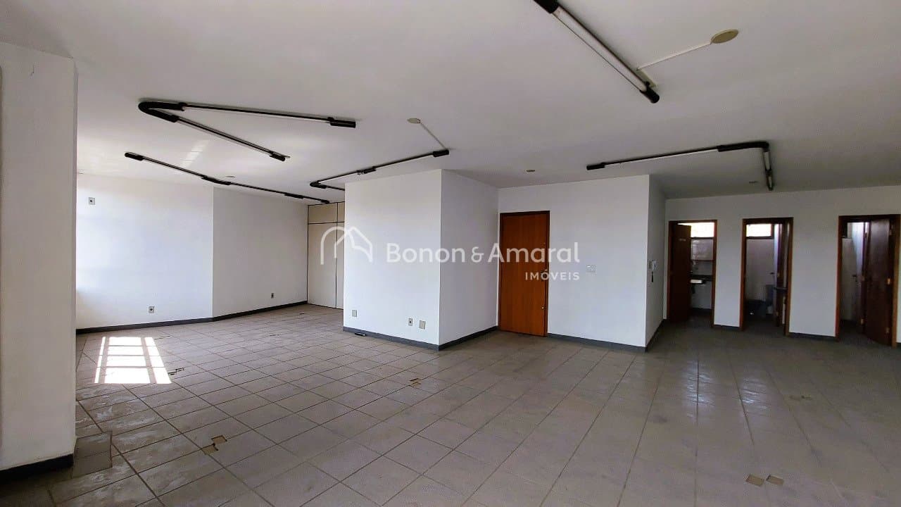 Salas/Conjuntos à Venda - Centro em Valinhos / SP