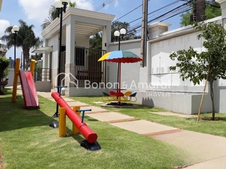 Casa em Condomínio à Venda - Chácara Primavera em Campinas / SP