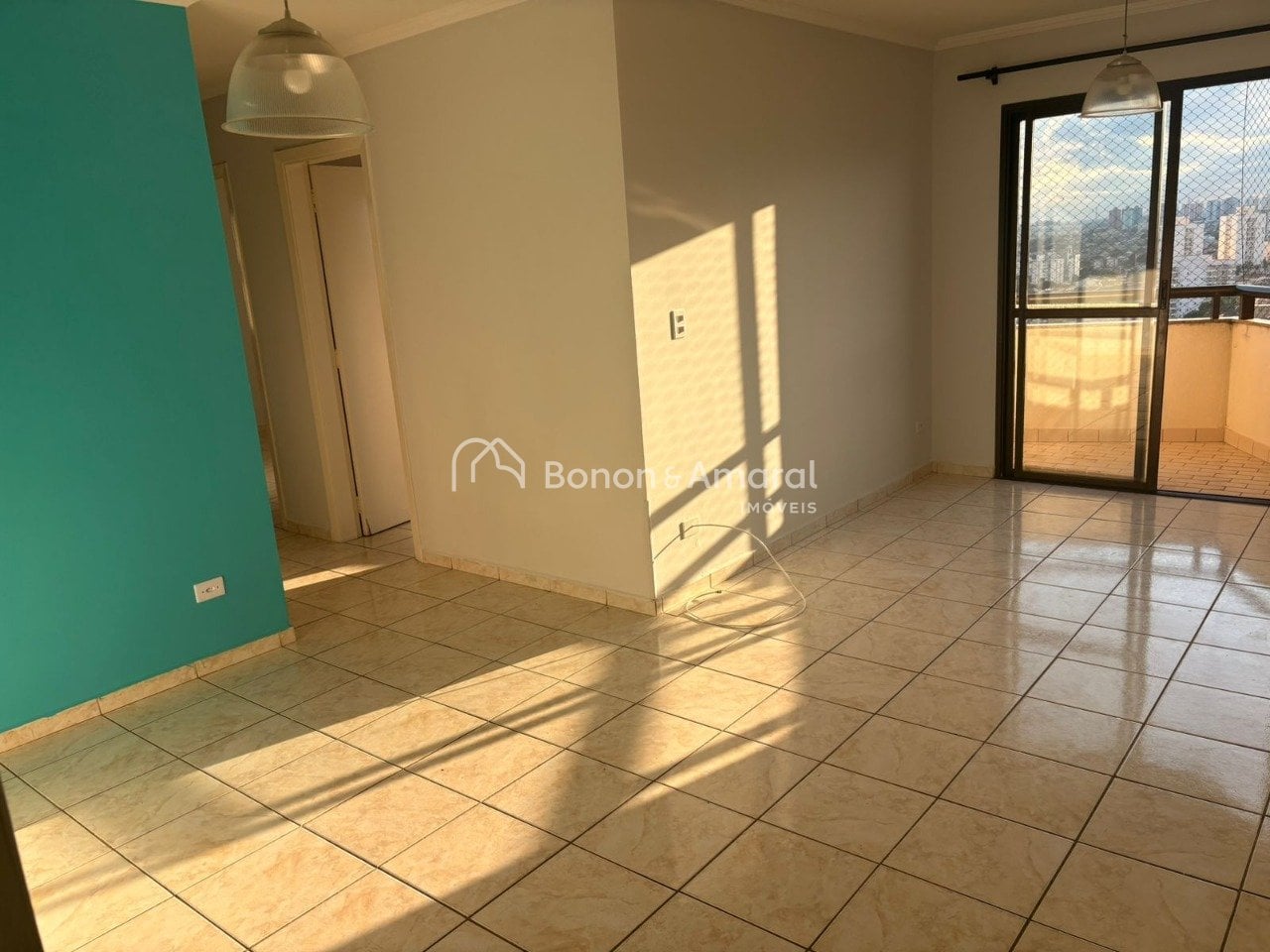 Apartamento à Venda no Vila Industrial em Campinas / SP
