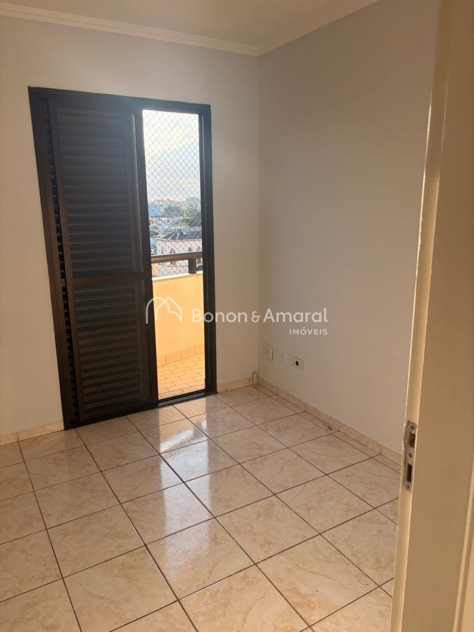 Apartamento à Venda no Vila Industrial em Campinas / SP