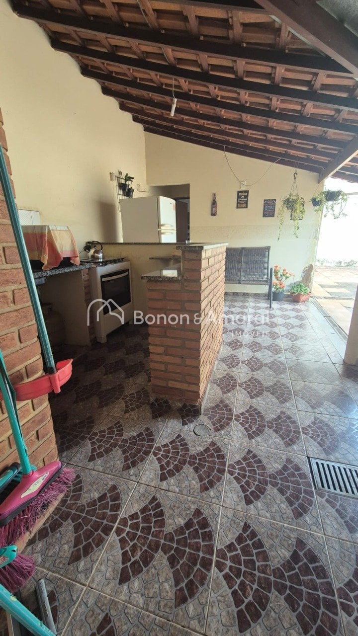 Casa à Venda no Jardim Dos Calegaris em Paulínia / SP