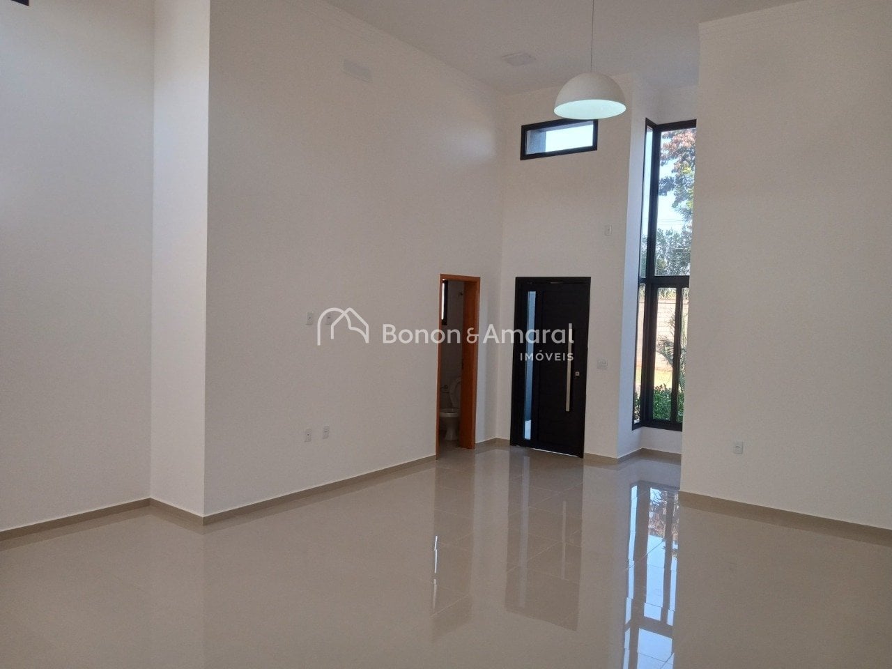 Casa em Condomínio para Alugar no Parque Brasil 500 em Paulínia / SP