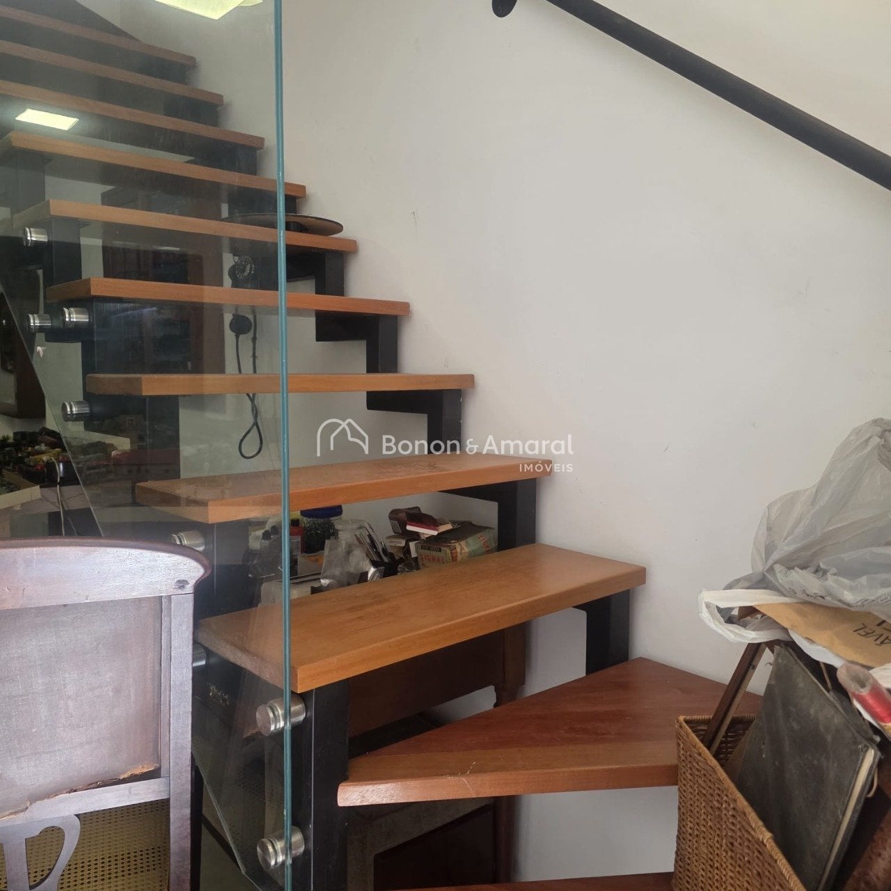 Casa em Condomínio à Venda no Bairro Das Palmeiras em Campinas / SP