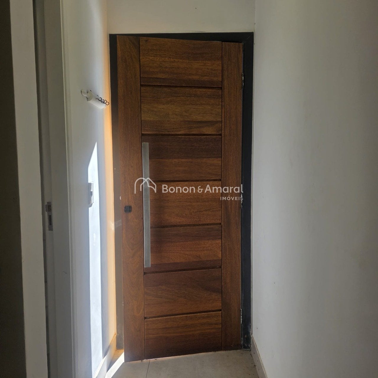 Casa em Condomínio à Venda no Bairro Das Palmeiras em Campinas / SP