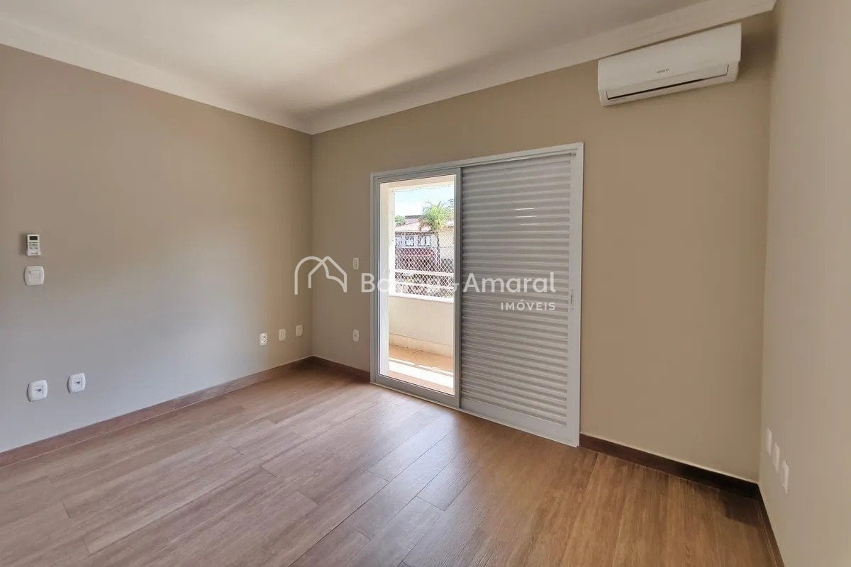 Casa em Condomínio à Venda no Chácara Prado em Campinas / SP