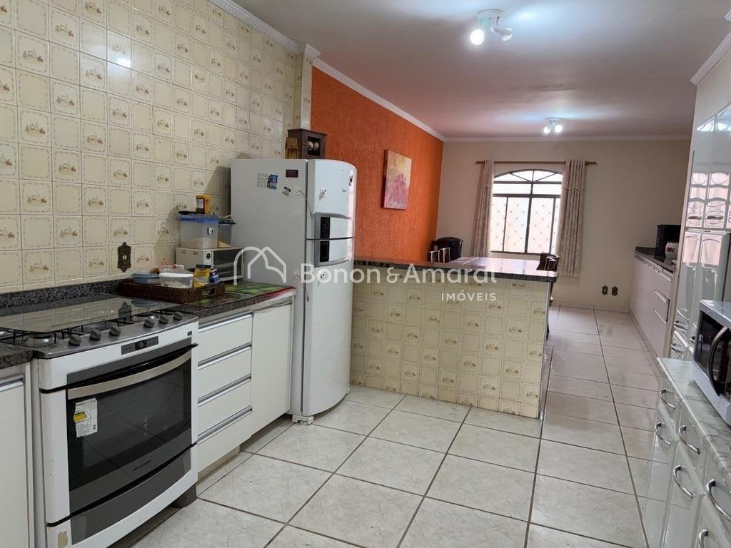 Casa à Venda - Jardim Santa Genebra em Campinas / SP