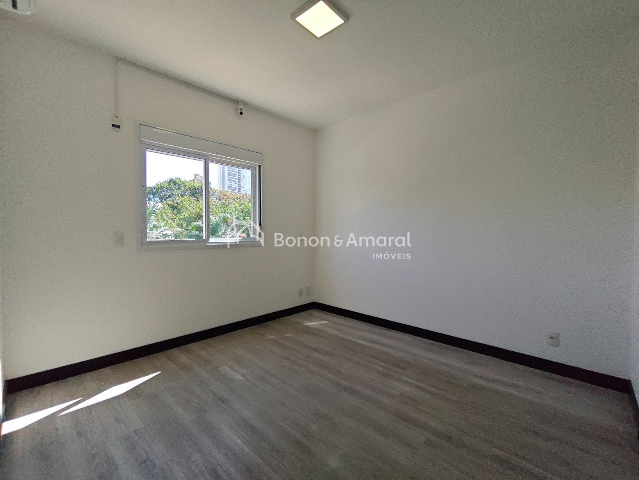 Apartamento à Venda - Taquaral em Campinas / SP