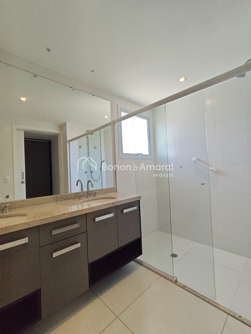 Apartamento à Venda - Taquaral em Campinas / SP