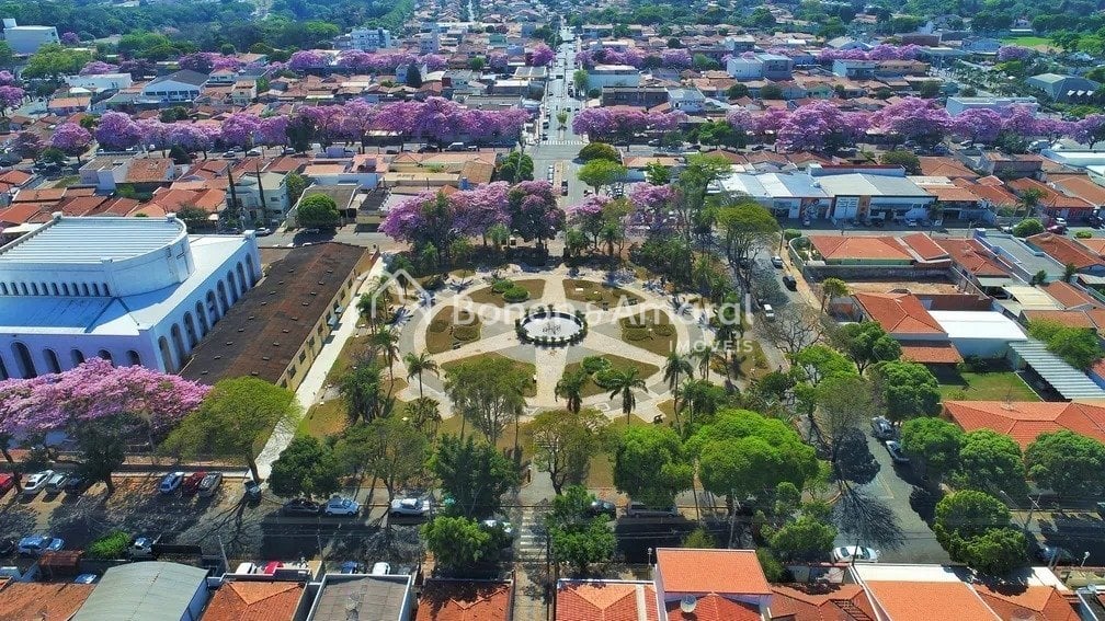 Casa à Venda - Jardim dos Calegaris em Paulínia / SP