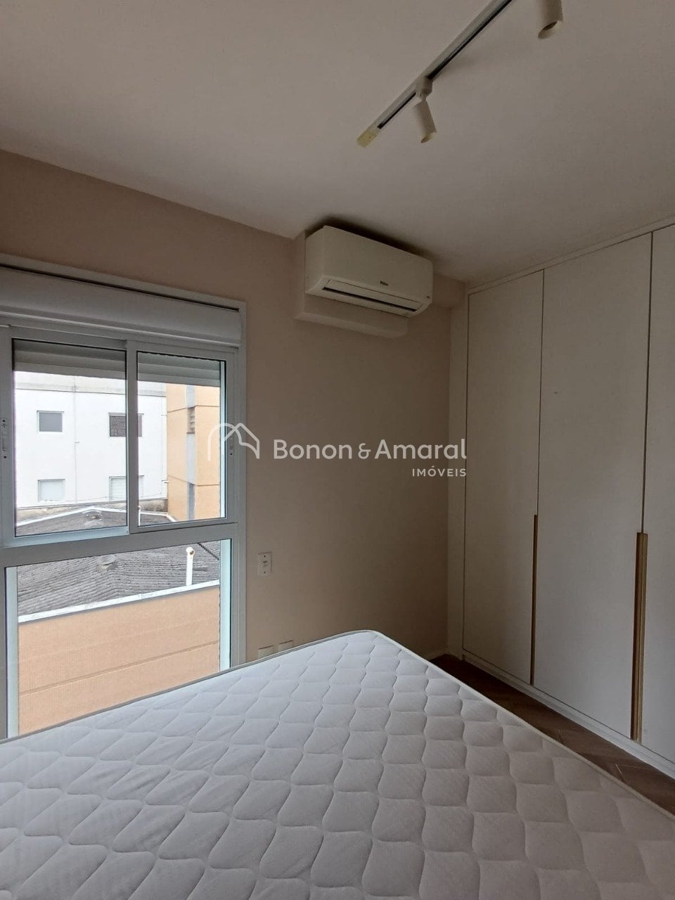 Apartamento para Alugar - Cambuí em Campinas / SP
