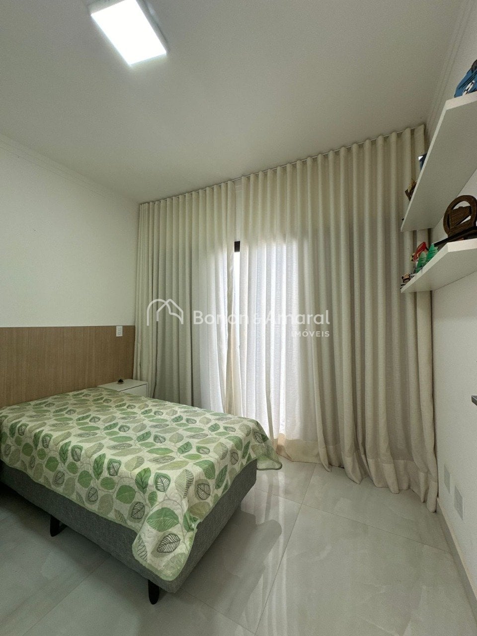 Casa em Condomínio no Jardim De Gaya, Nova Veneza, Paulínia/SP