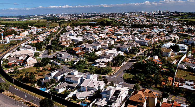 AlphaVille Campinas: O Ícone Máximo de Urbanismo, Status e Segurança - O Alphaville Campinas é uma referência em Campinas de casas ...