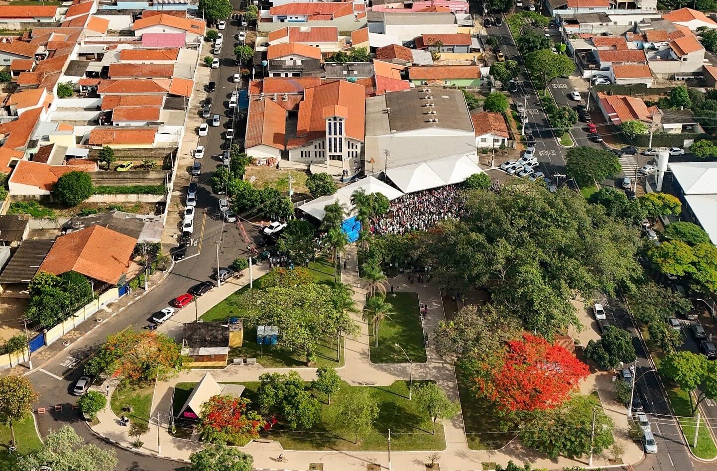 João Aranha: O Bairro que Une Tradição, Comércio Forte e Qualidade de Vida em Paulínia - O João Aranha é um dos bairros mais tradicionais e completos...