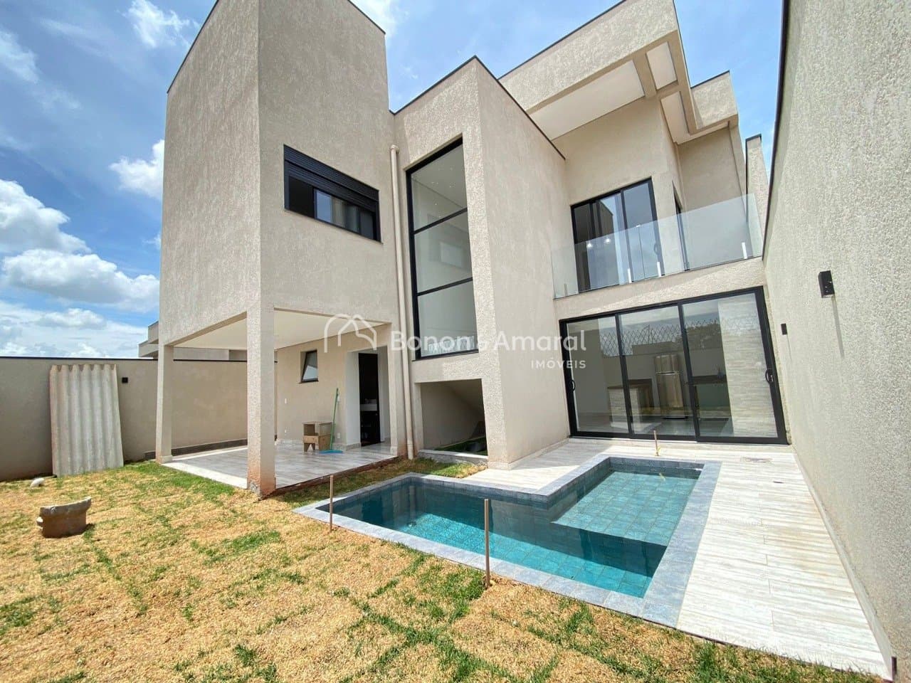 Casa em Condomínio à Venda - Bosque Dos Eucaliptos em Valinhos / SP