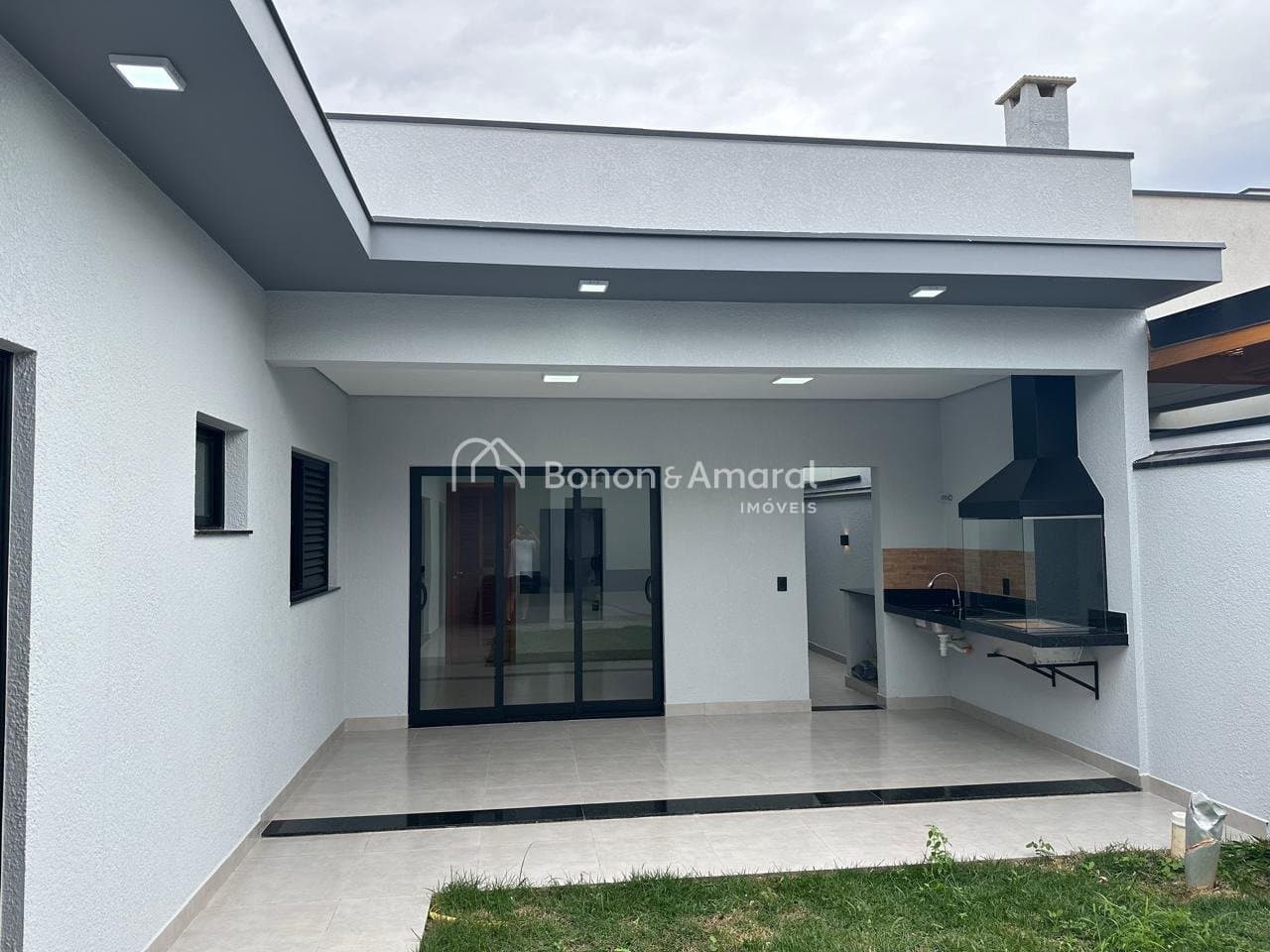 Casa em Condomínio à Venda - Parque Olívio Franceschini em Hortolândia / SP