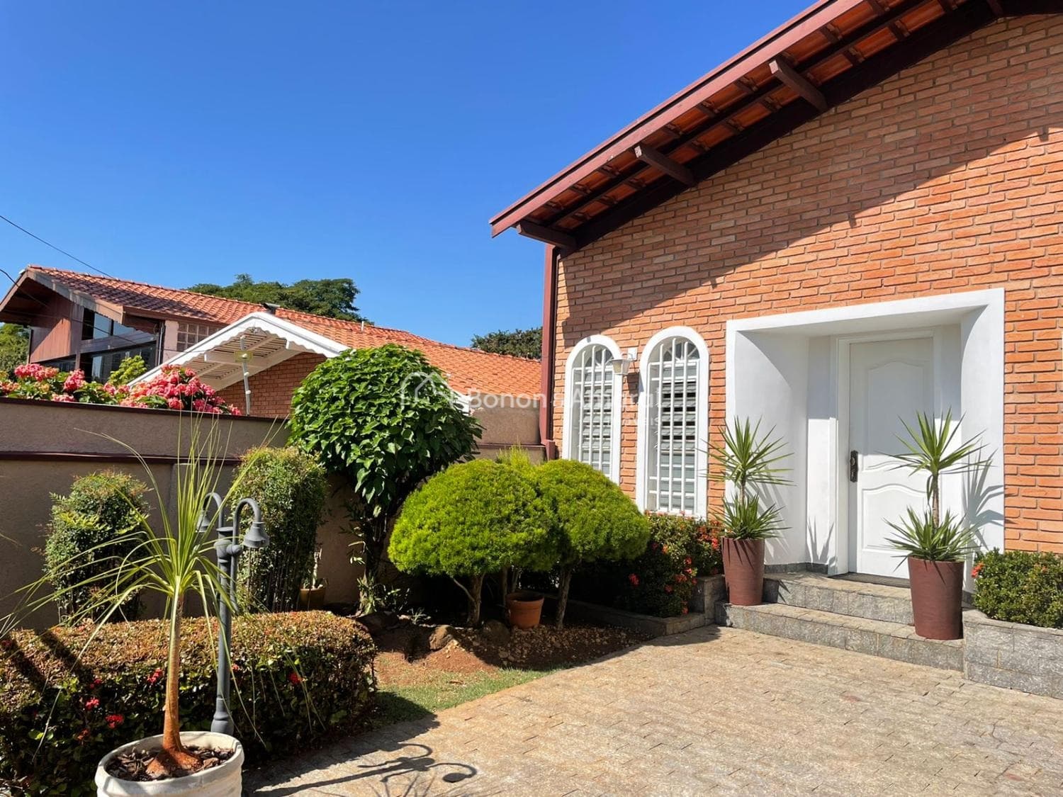 Casa à Venda - Nova Campinas em Campinas / SP