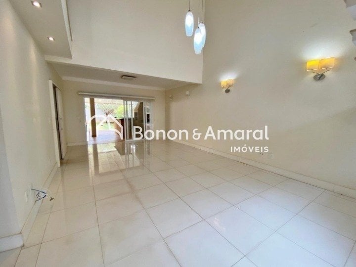 Casa em Condomínio para Alugar - Vila Hollândia em Campinas / SP