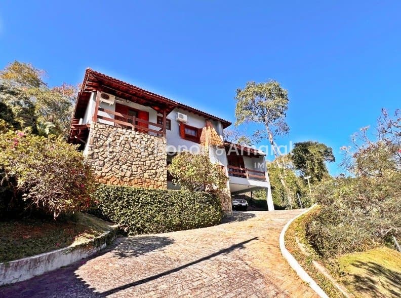 Casa em Condomínio à Venda - Chácara Flora em Valinhos / SP