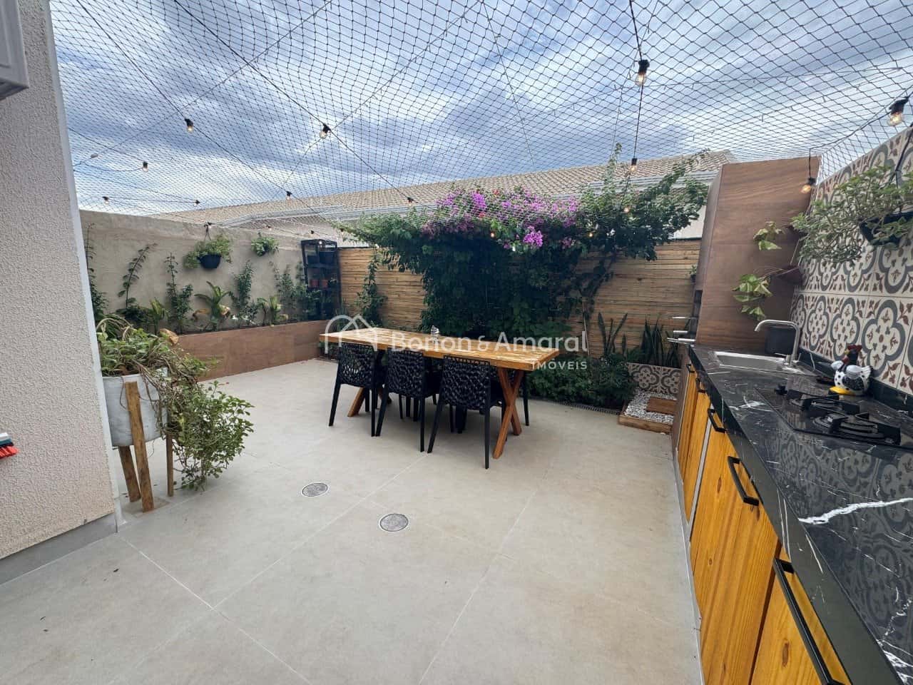 Casa em Condomínio à Venda - Balneário Tropical, Paulínia/ SP — foto principal
