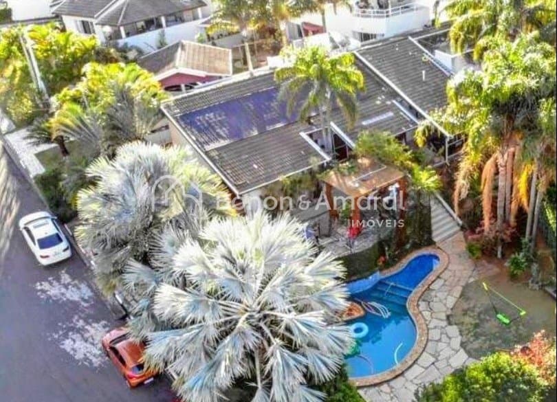 Casa em Condomínio à Venda - Jurema em Valinhos / SP