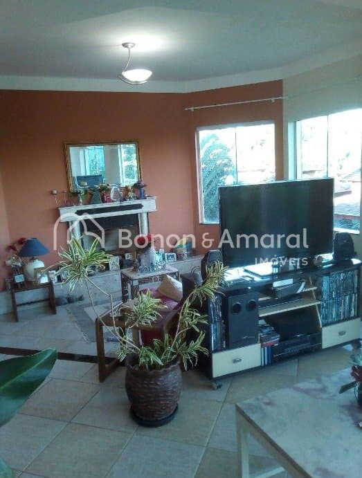 Casa em Condomínio à Venda - Chácara Flora em Valinhos / SP