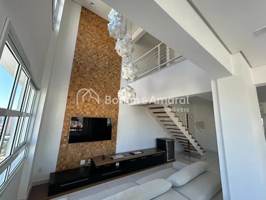 Apartamento à Venda - Cambuí em Campinas / SP