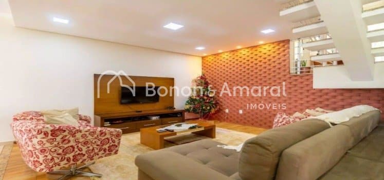 Casa em Condomínio à Venda - Jardim Pinheiros em Valinhos / SP